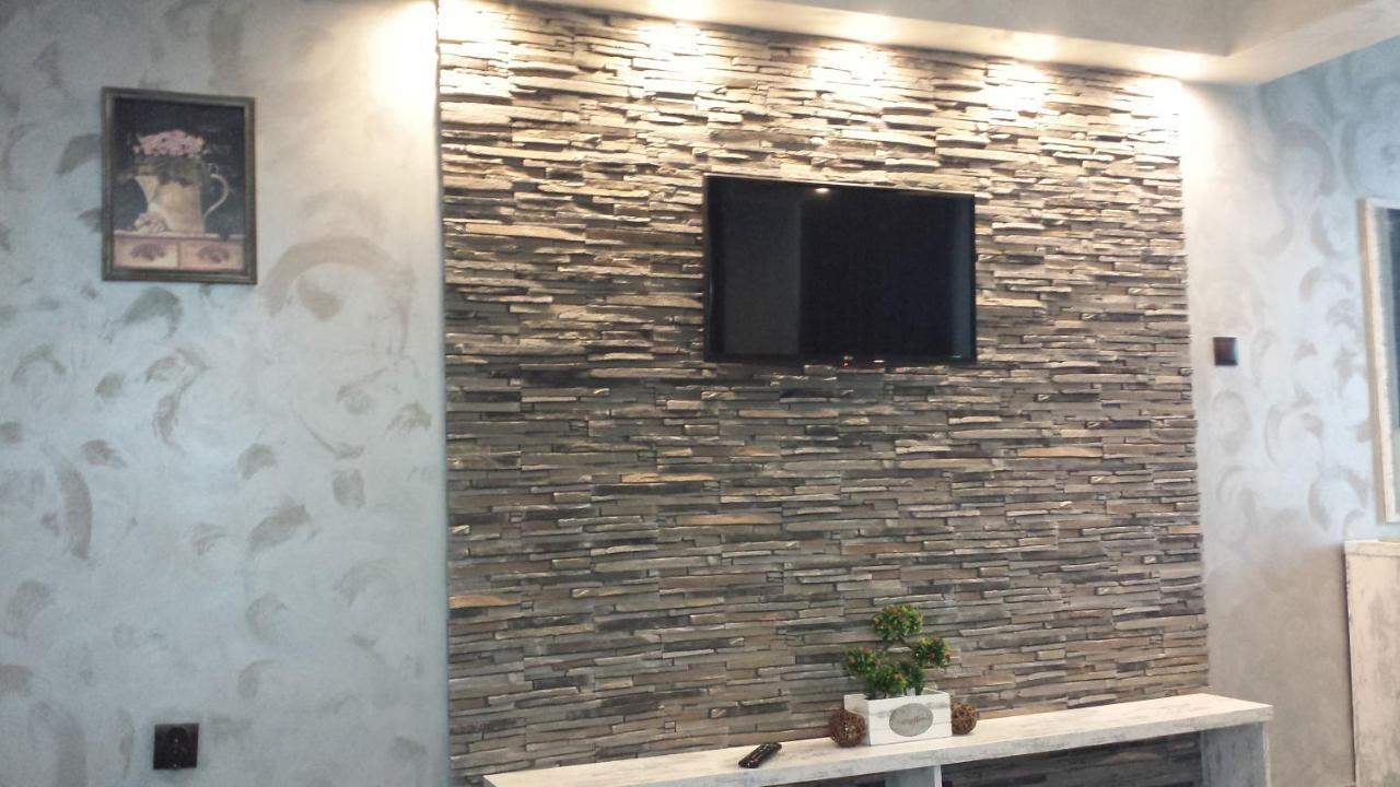 Studios Amigo Veliko Tŭrnovo Exterior foto