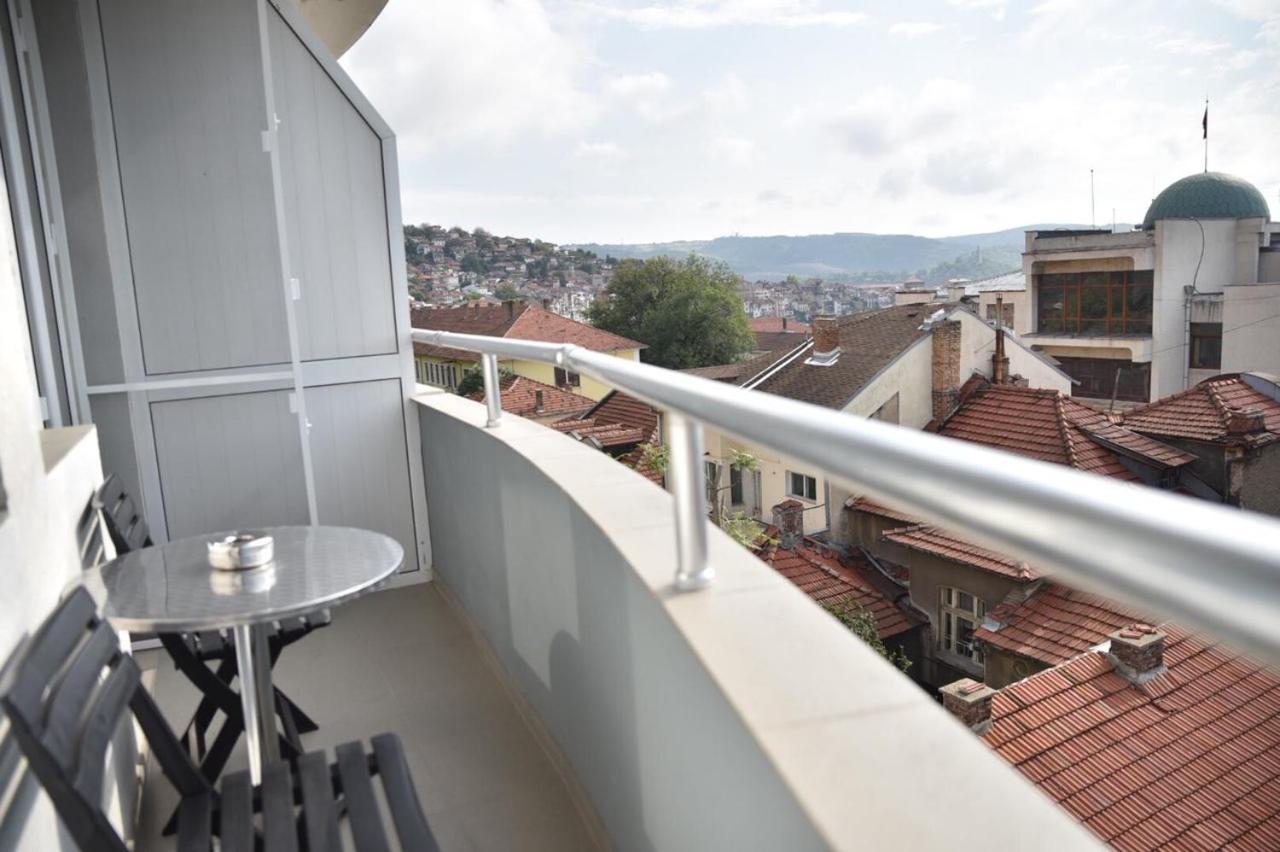 Studios Amigo Veliko Tŭrnovo Exterior foto
