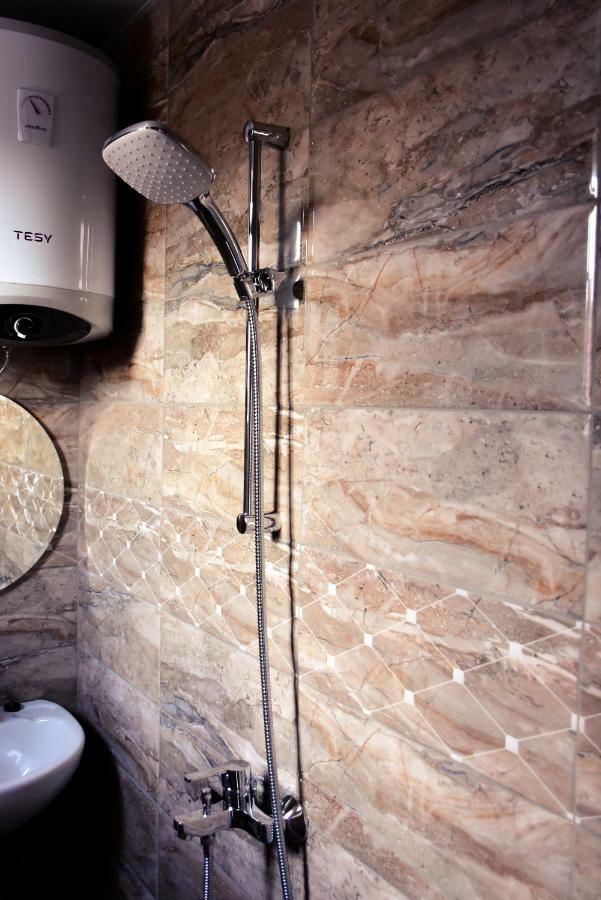 Studios Amigo Veliko Tŭrnovo Exterior foto